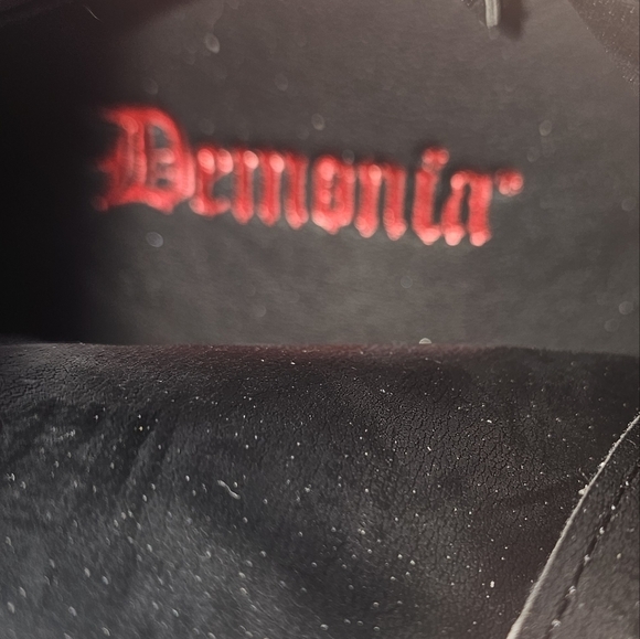 Demonia Emily-357 Black Platform Combat Boots Spikes Harness Punk Goth Sz 7-7.5 - Picture 11 of 12